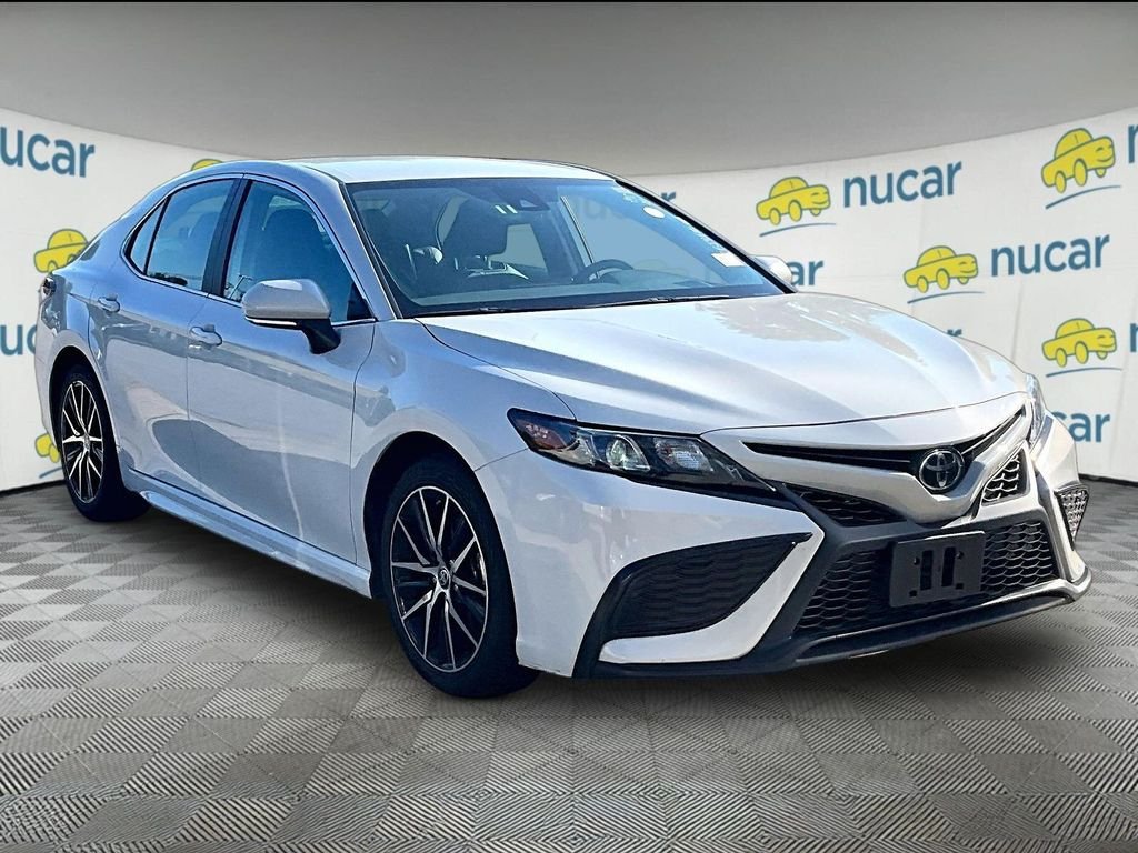 Used 2024 Toyota Camry SE