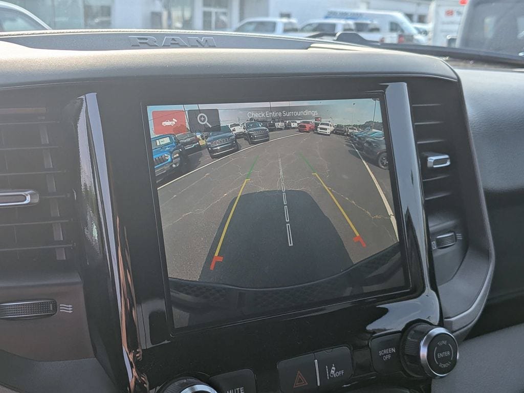 New 2026 RAM 1500 Express AWD/4WD image 19
