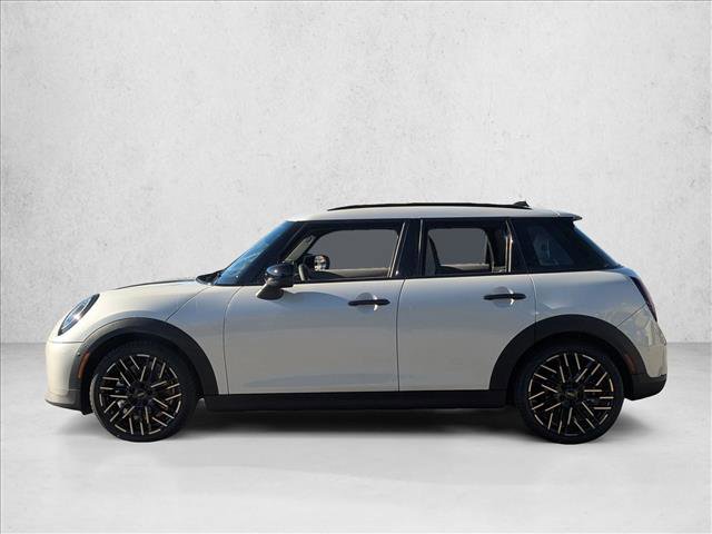 New 2026 MINI Cooper 4-Door Hardtop image 5
