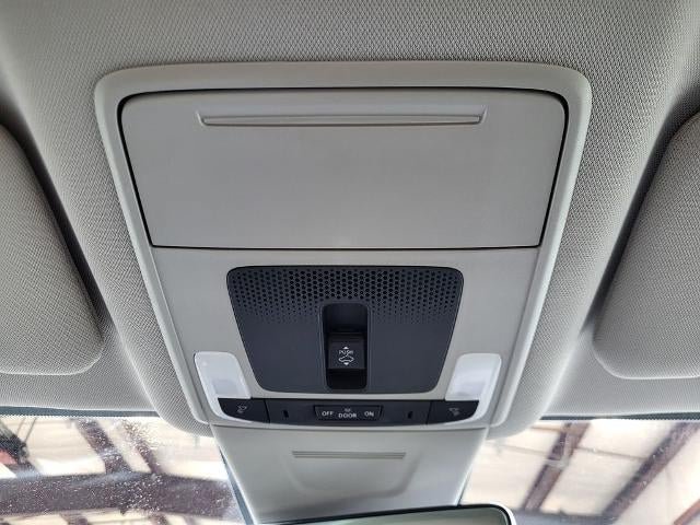 Used 2025 Honda CR-V EX-L image 29