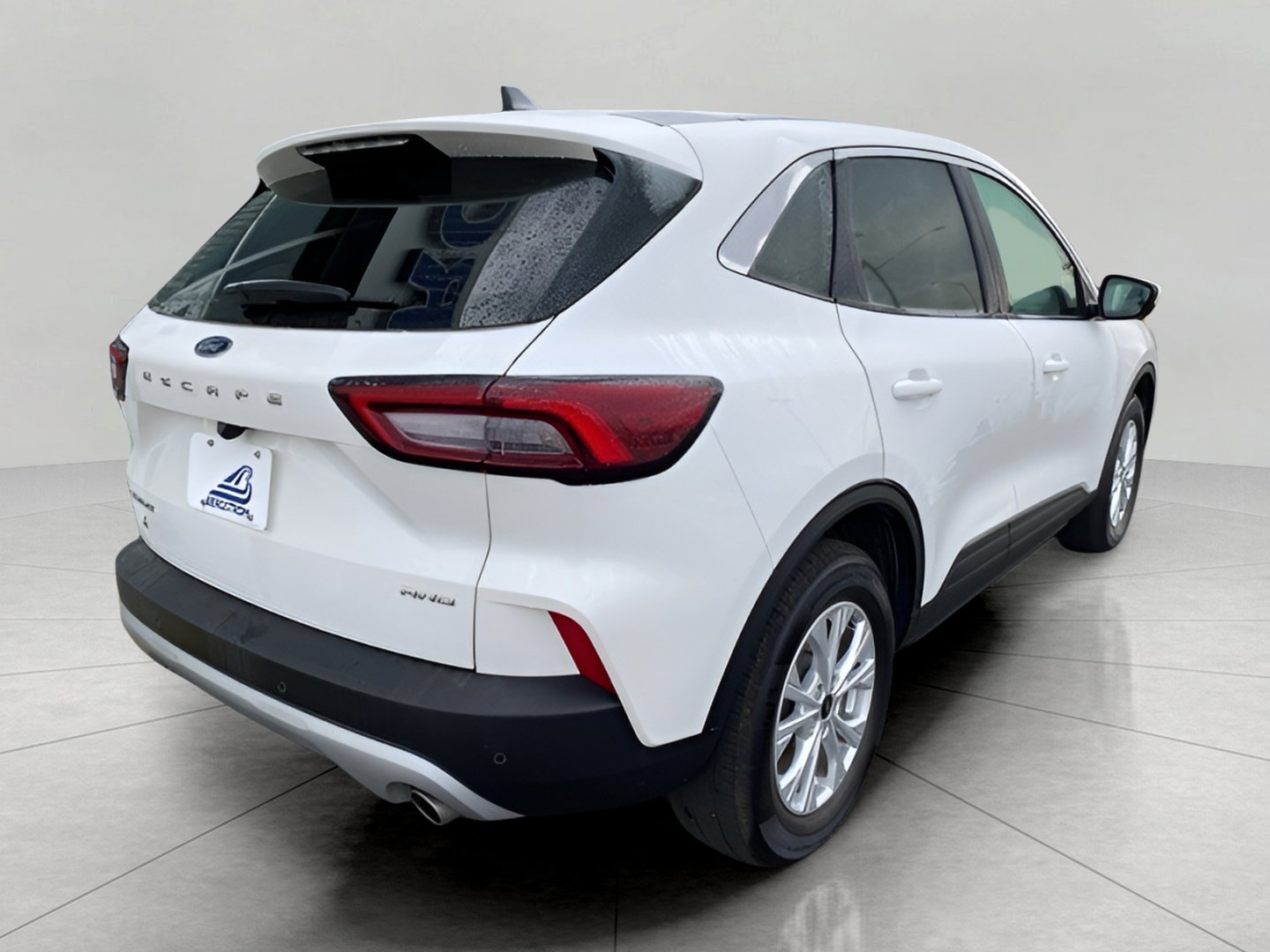 Certified 2023 Ford Escape Active w/ Tech Pack #2 image 5