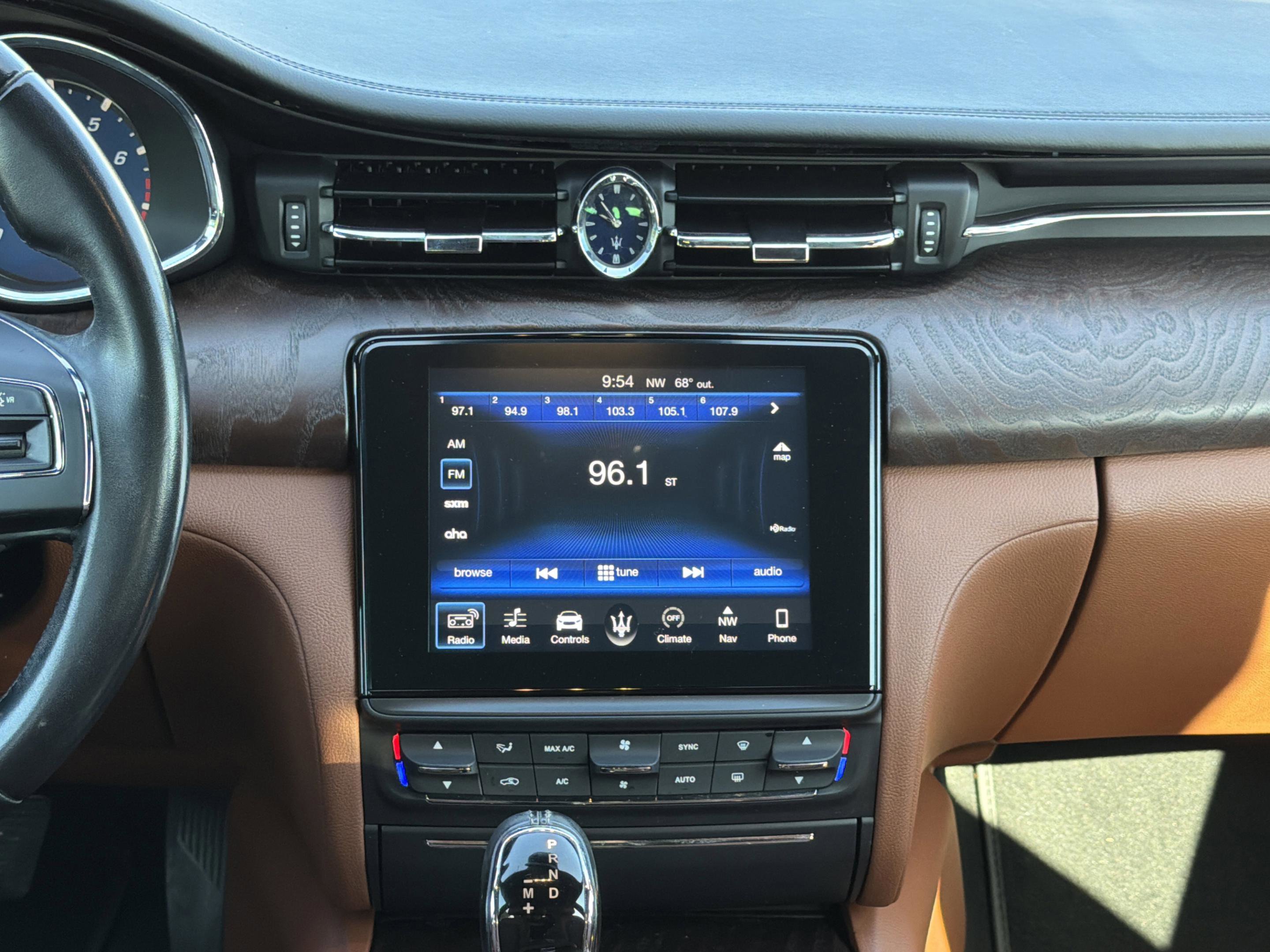 Used 2018 Maserati Quattroporte S image 10