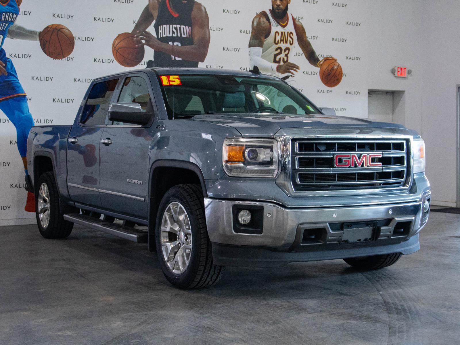 Used 2015 GMC Sierra 1500 SLT w/ SLT Crew Cab Value Package image 18