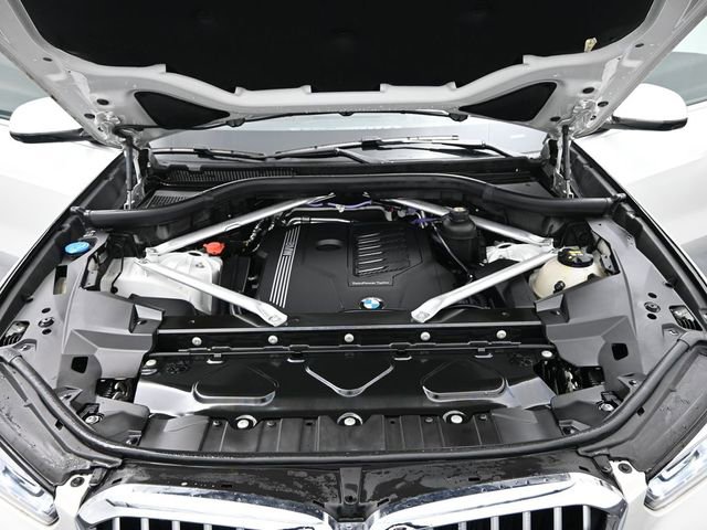 Used 2023 BMW X5 xDrive40i w/ Executive Package image 23