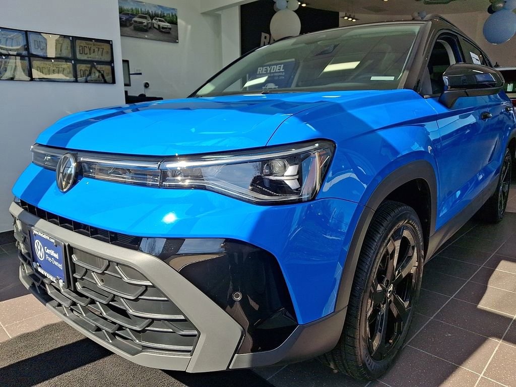 Certified 2025 Volkswagen Taos SE