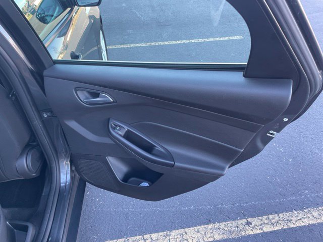 Used 2018 Ford Focus SE w/ Interior Protection Package FWD image 43