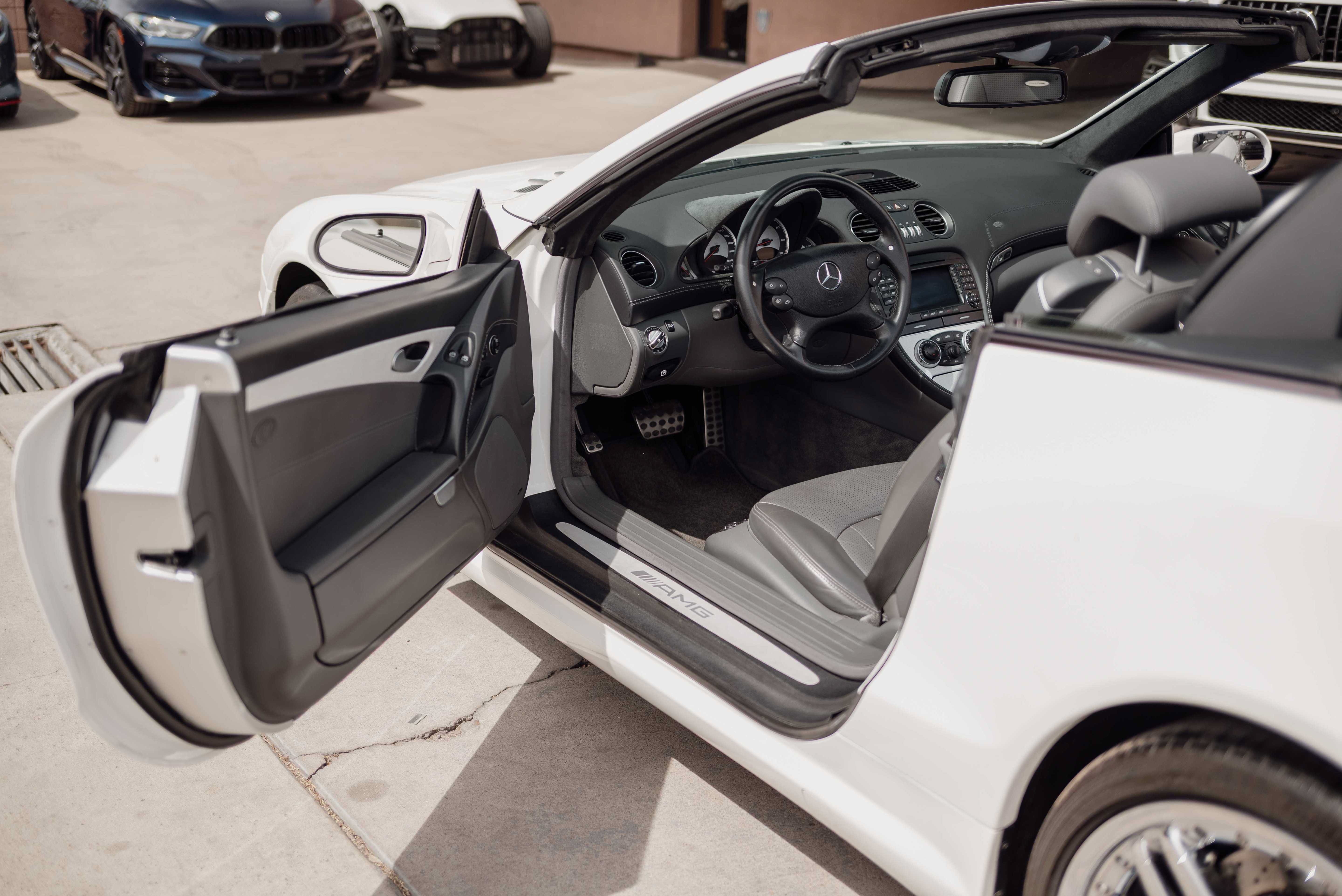 Used 2005 Mercedes-Benz SL 65 AMG image 12