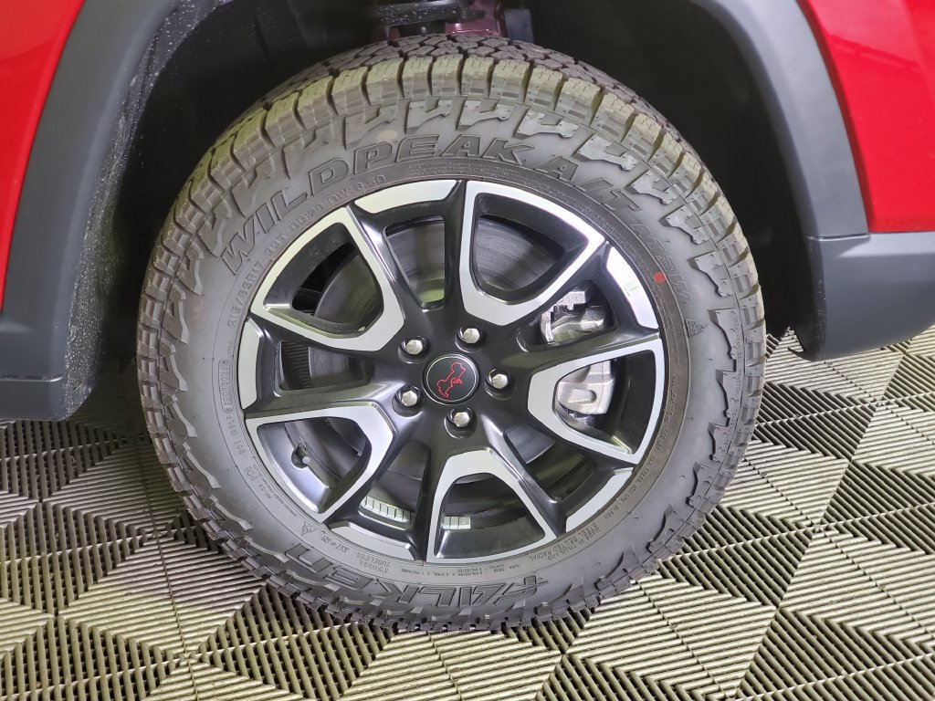 New 2026 Jeep Compass Trailhawk AWD/4WD image 32