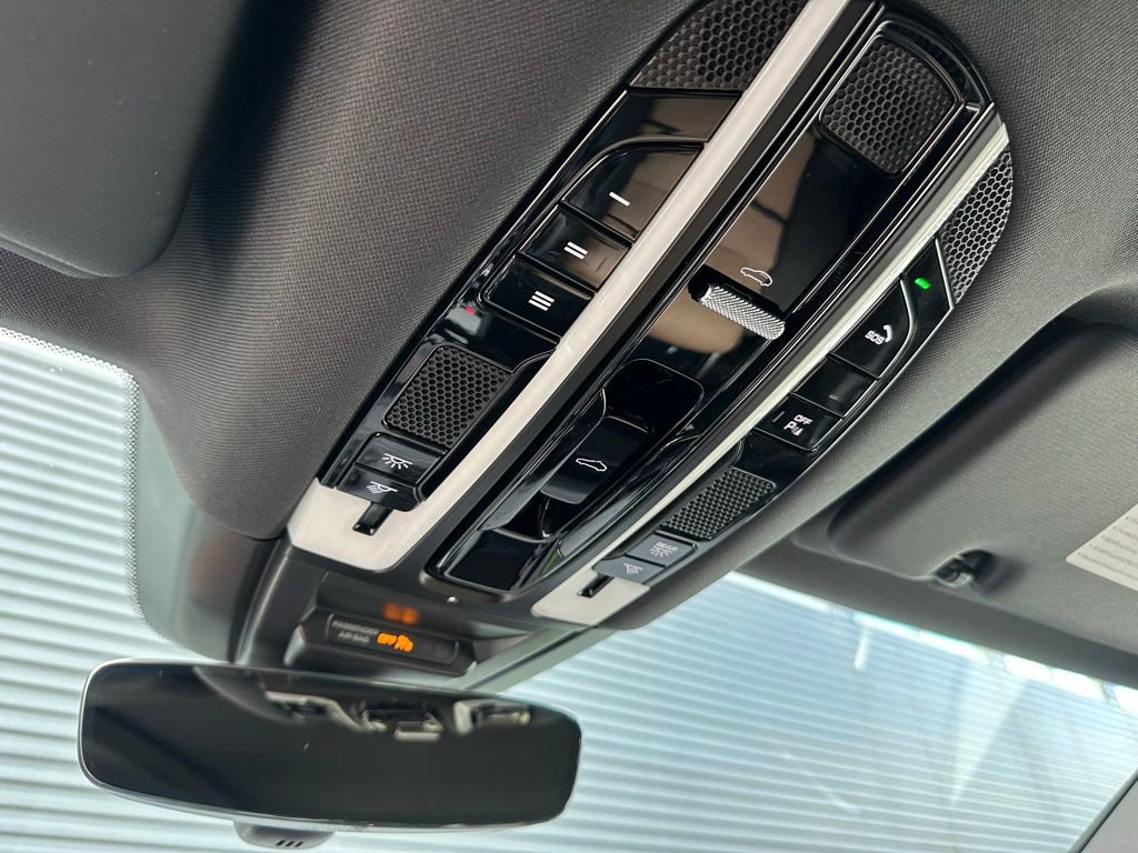 Certified 2023 Porsche Cayenne image 27