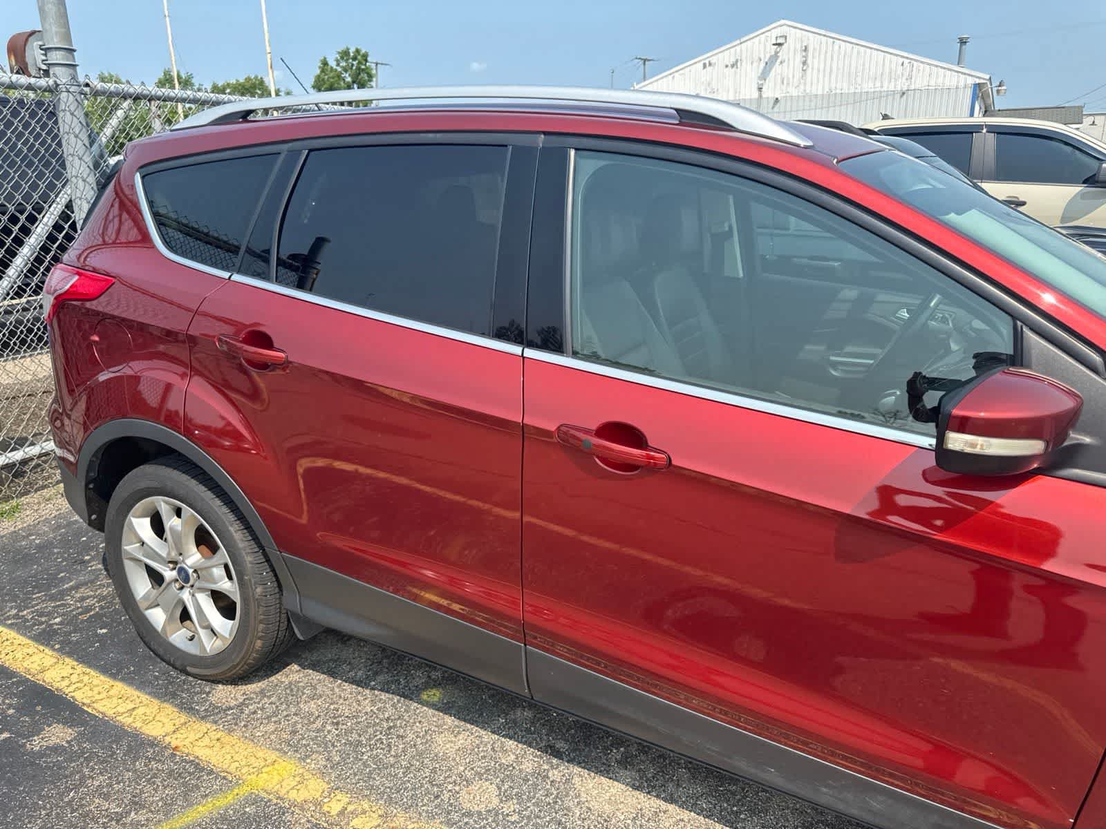 Used 2015 Ford Escape Titanium FWD image 22