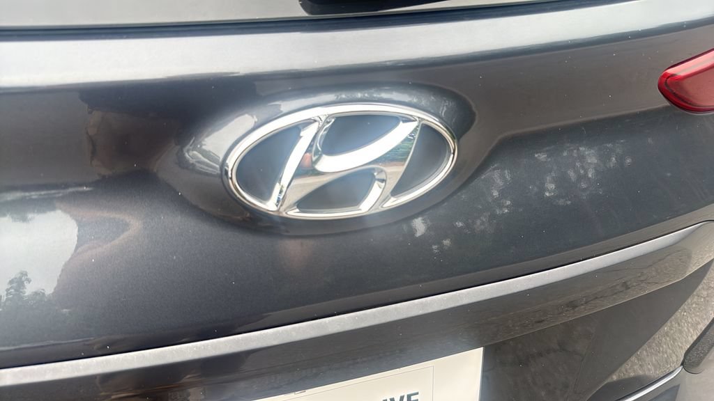 Used 2018 Hyundai Kona SE FWD image 28