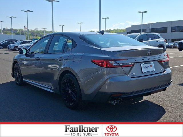 Certified 2025 Toyota Camry SE FWD image 4