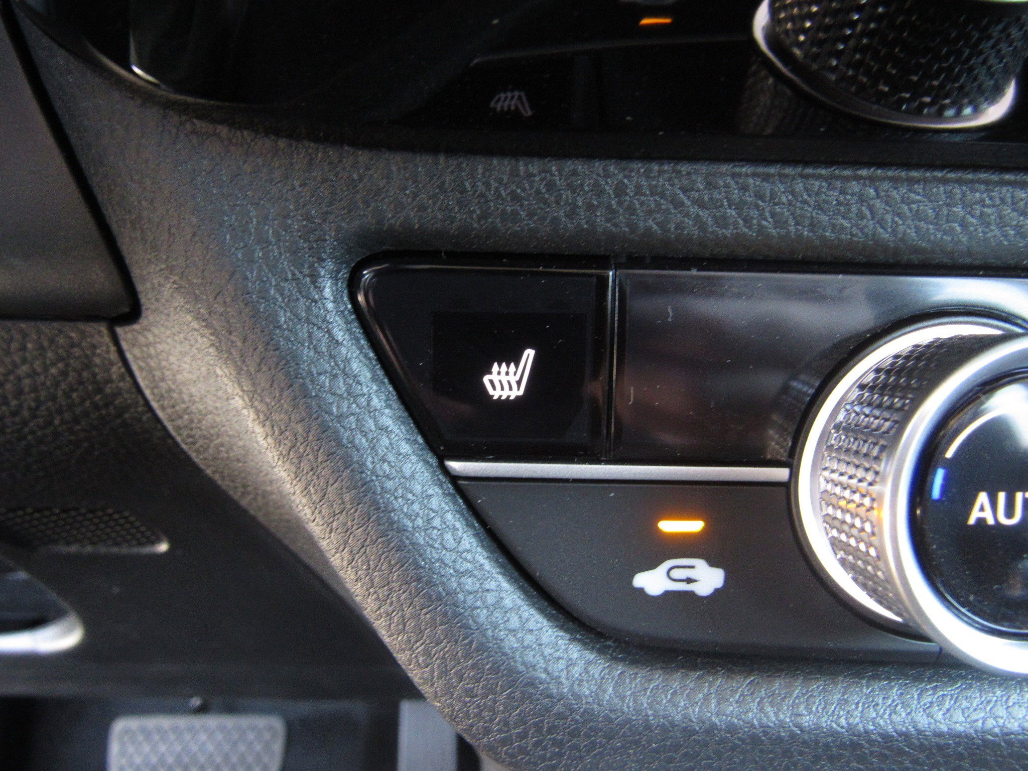 Certified 2025 Acura ADX FWD image 24