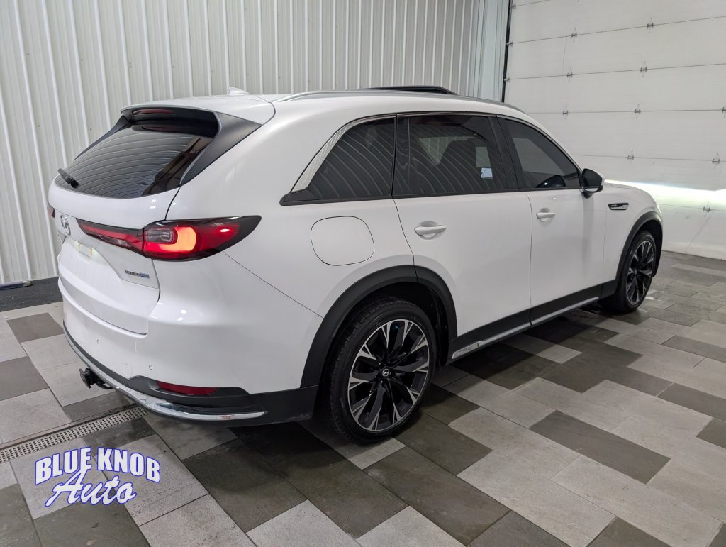 Used 2024 MAZDA CX-90 Plug-In Hybrid w/ Premium Pkg AWD/4WD image 4