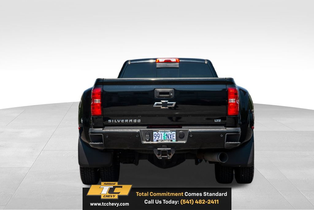 Used 2017 Chevrolet Silverado 3500 LTZ AWD/4WD image 4