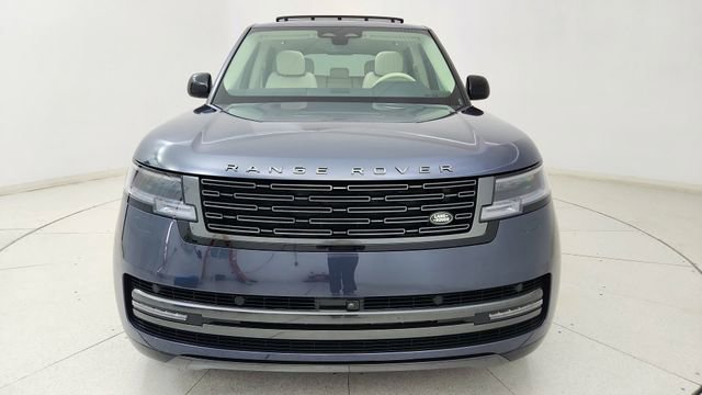Used 2024 Land Rover Range Rover SE AWD/4WD image 2
