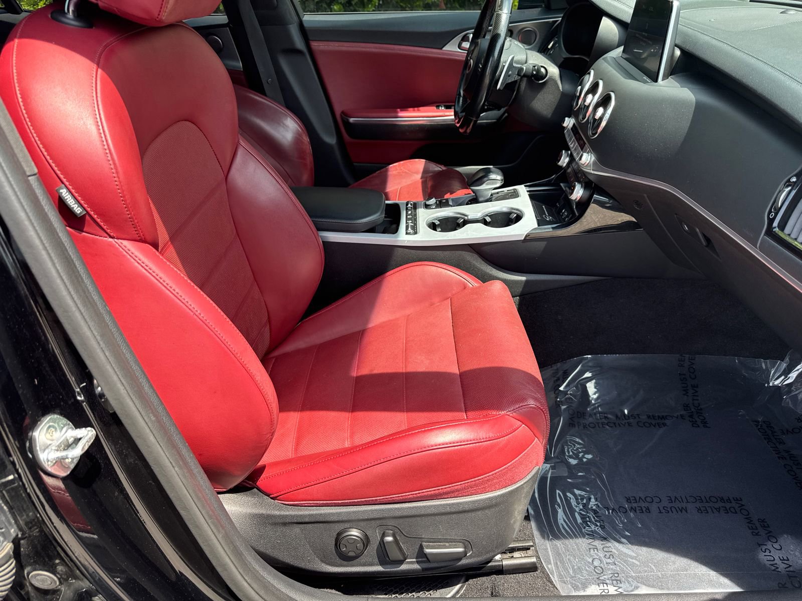Used 2019 Kia Stinger GT2 AWD/4WD image 13