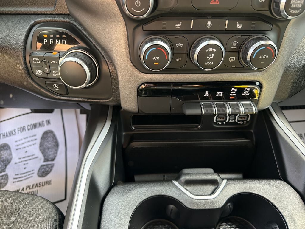 Used 2022 RAM 1500 Big Horn AWD/4WD image 22