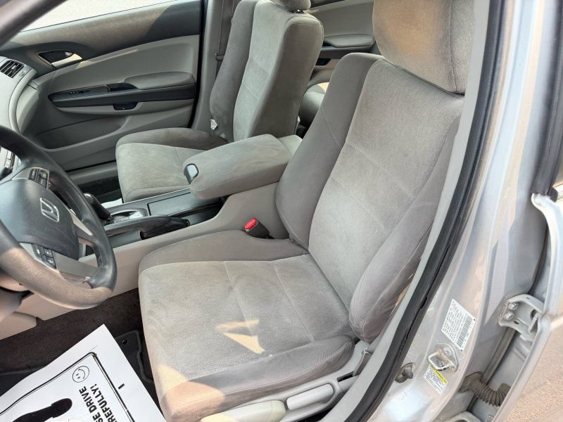 Used 2010 Honda Accord LX image 11