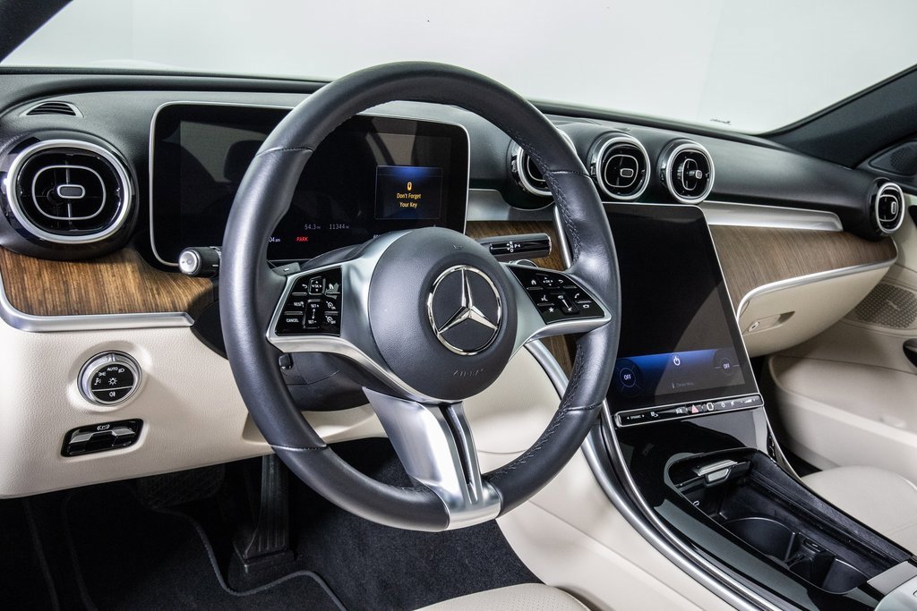 Used 2024 Mercedes-Benz C 300 4MATIC Sedan image 17