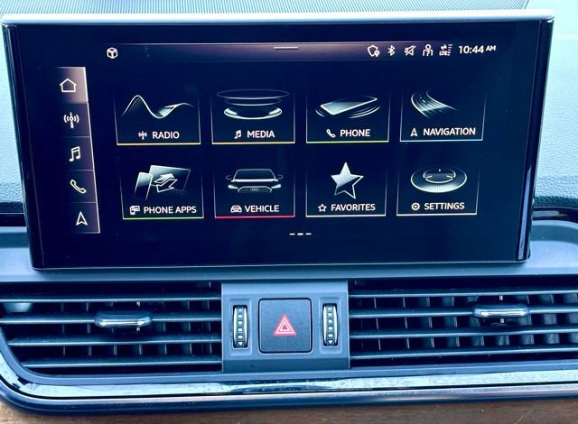 Used 2023 Audi Q5 2.0T Premium w/ Convenience Package image 19