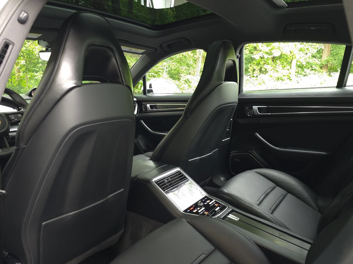 Used 2023 Porsche Panamera 4 Platinum Edition w/ Assistance Package AWD/4WD image 15