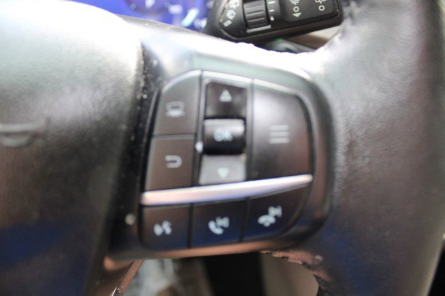 Used 2020 Ford Escape Titanium image 28