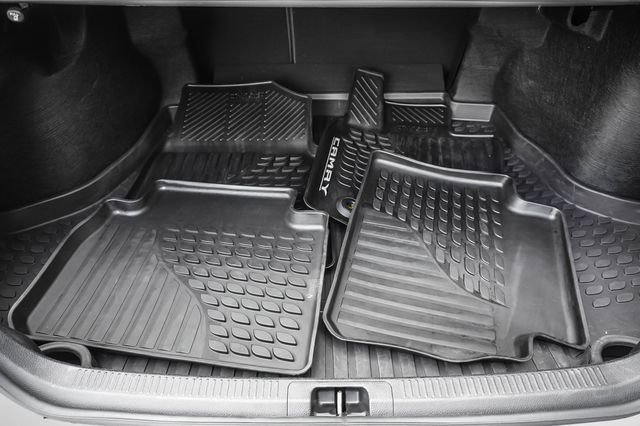 Used 2019 Toyota Camry SE w/ Audio Package FWD image 22