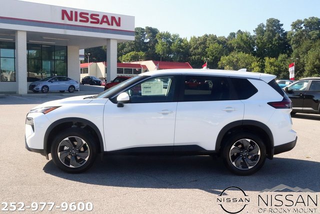 New 2026 Nissan Rogue SV image 4