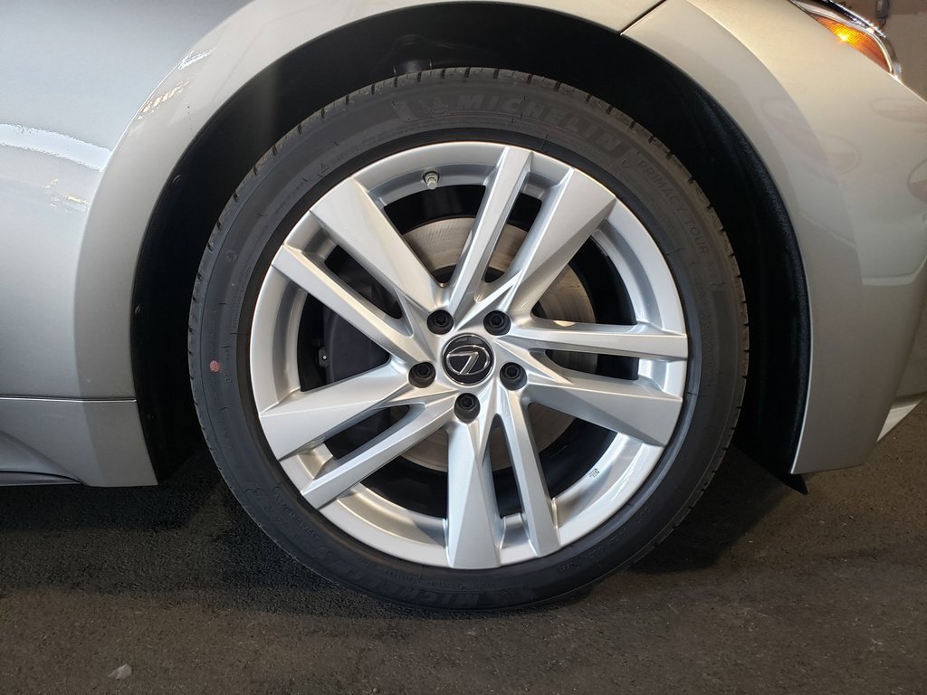New 2025 Lexus IS 300 w/ Comfort Package image 4