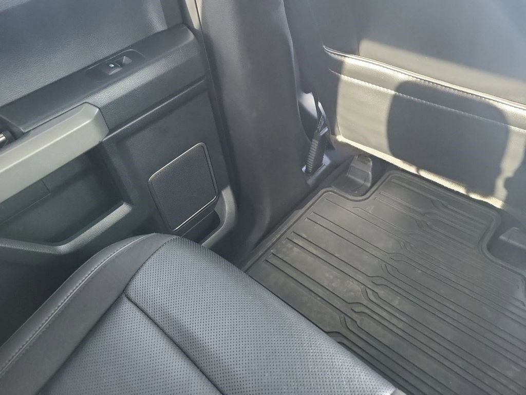 Used 2019 Ford F150 Raptor w/ Equipment Group 802A Luxury AWD/4WD image 15