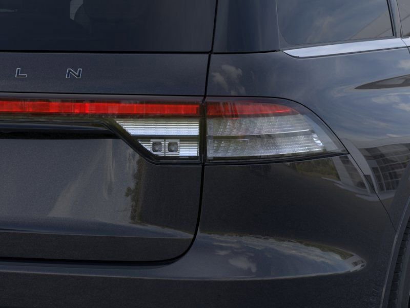 New 2026 Lincoln Aviator Black Label w/ Dynamic Handling Package image 21
