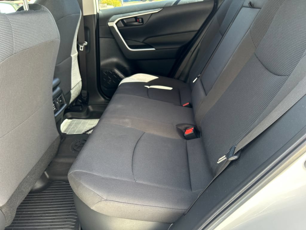 Certified 2024 Toyota RAV4 LE AWD/4WD image 28
