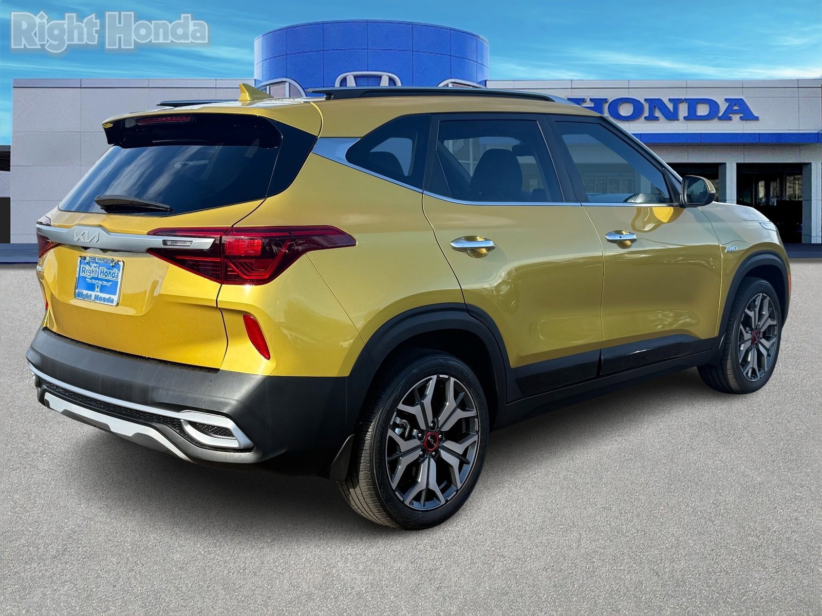 Used 2022 Kia Seltos SX w/ Sunroof Package image 7