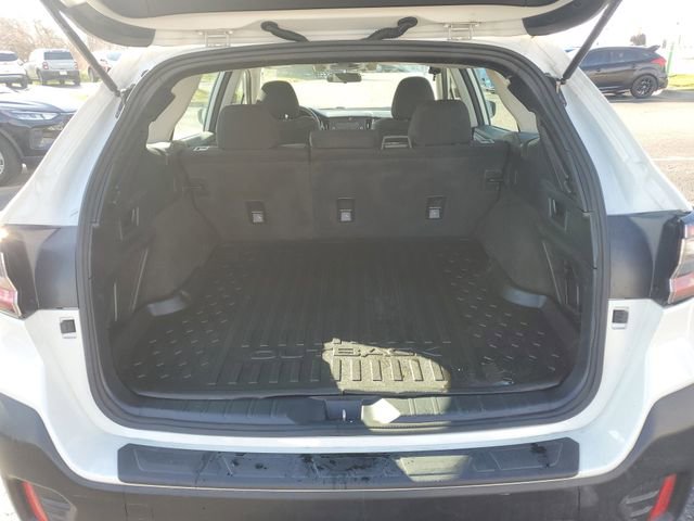 Used 2021 Subaru Outback AWD/4WD image 24