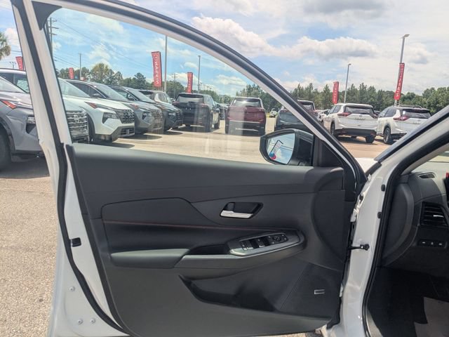 New 2026 Nissan Sentra SR w/ SR Premium Package FWD image 11