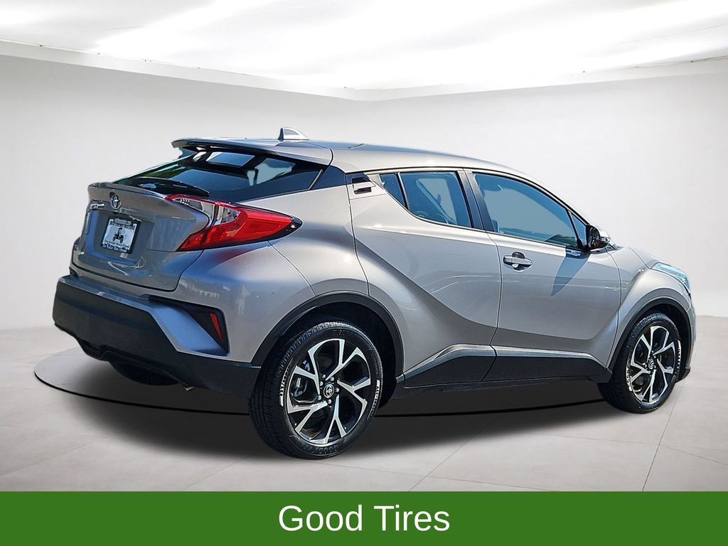 Used 2020 Toyota C-HR XLE FWD image 7