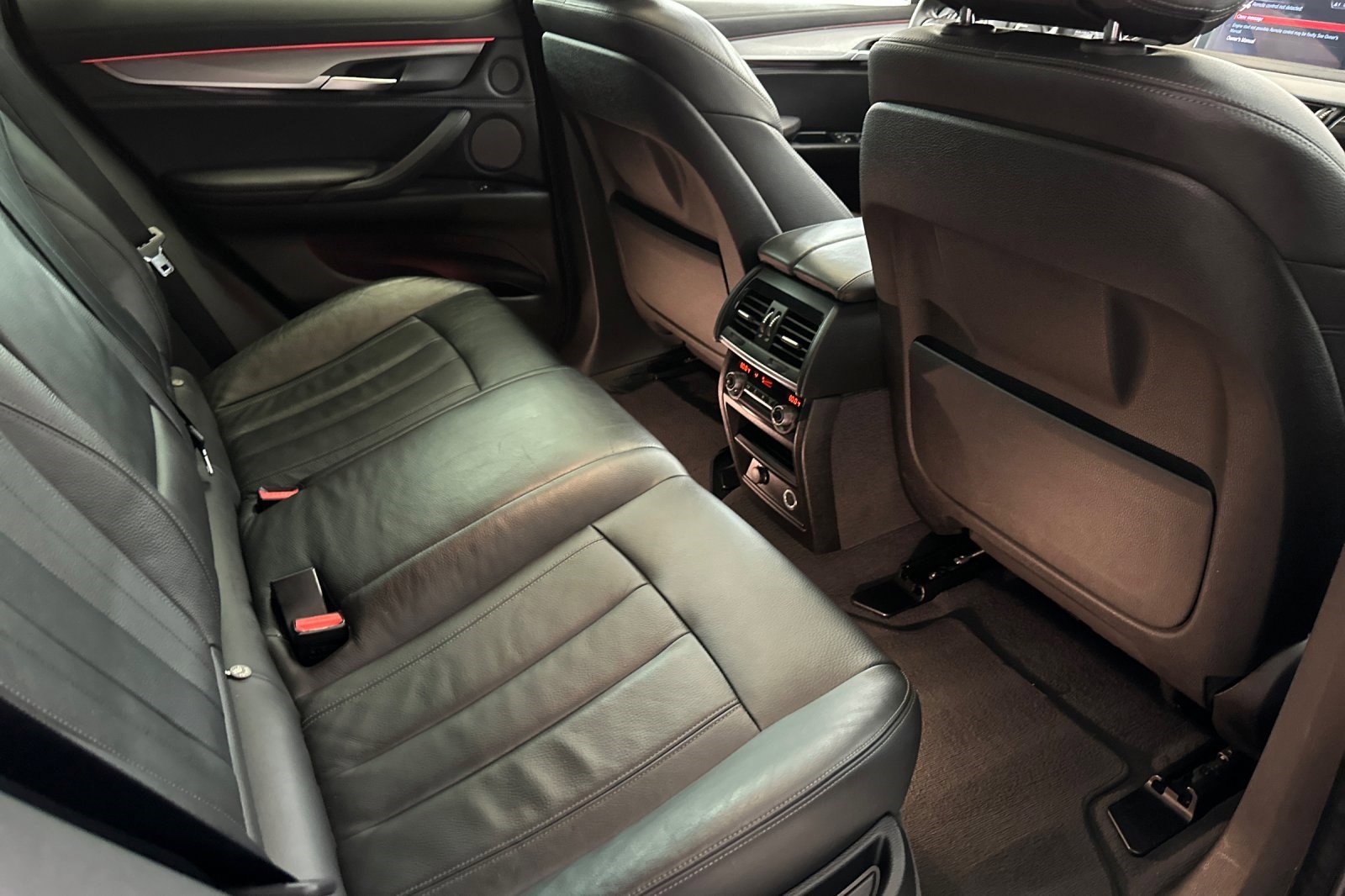 Used 2019 BMW X6 xDrive35i w/ M Sport Package image 30