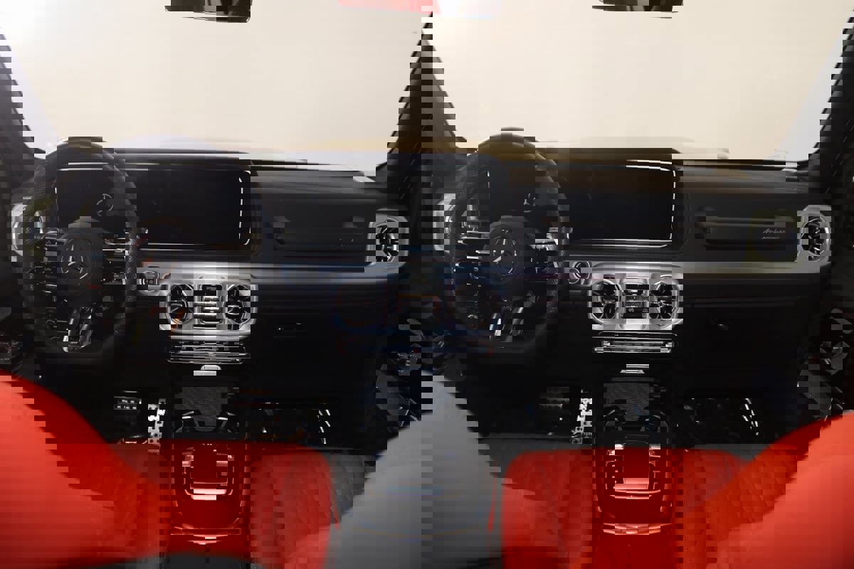 Used 2025 Mercedes-Benz G 63 AMG 4MATIC image 42