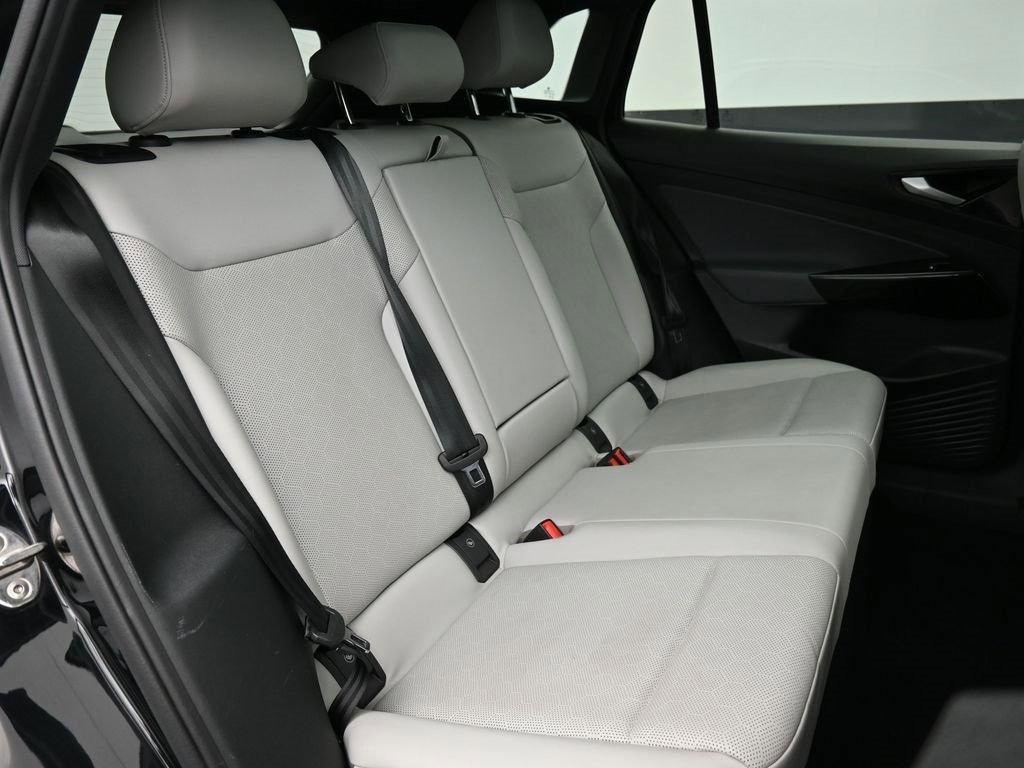 Used 2021 Volkswagen ID.4 Pro S image 24