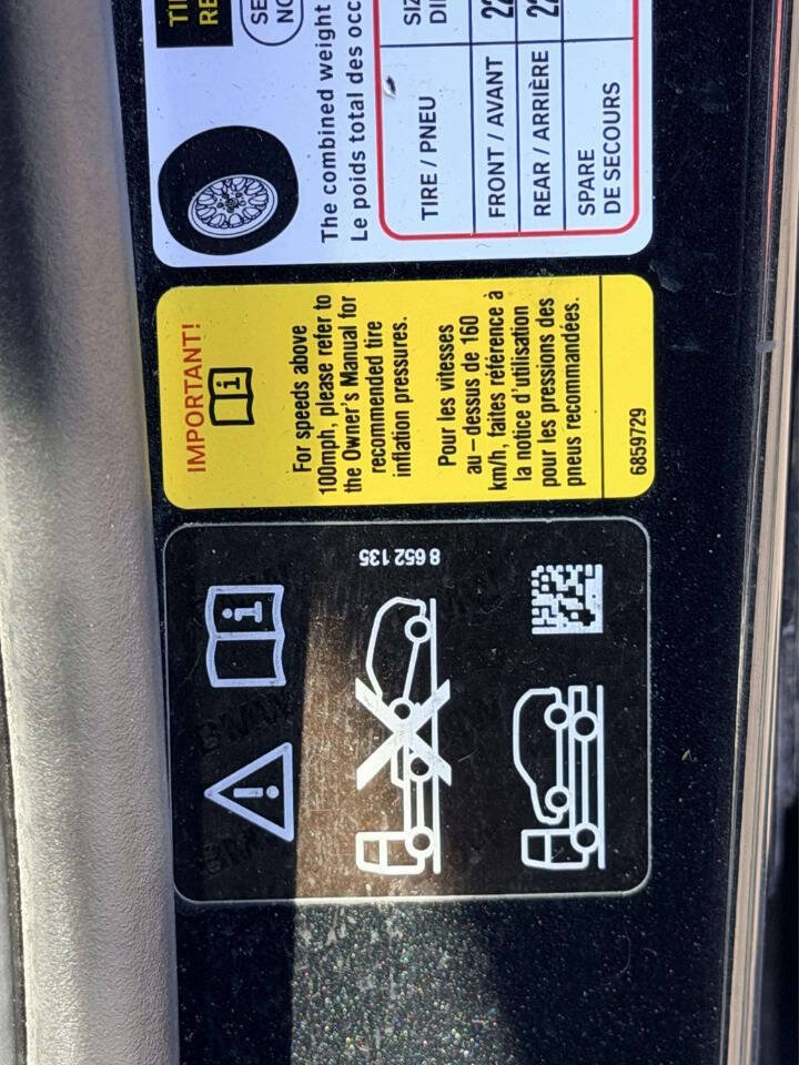 Used 2017 BMW 330i xDrive Wagon AWD/4WD image 18