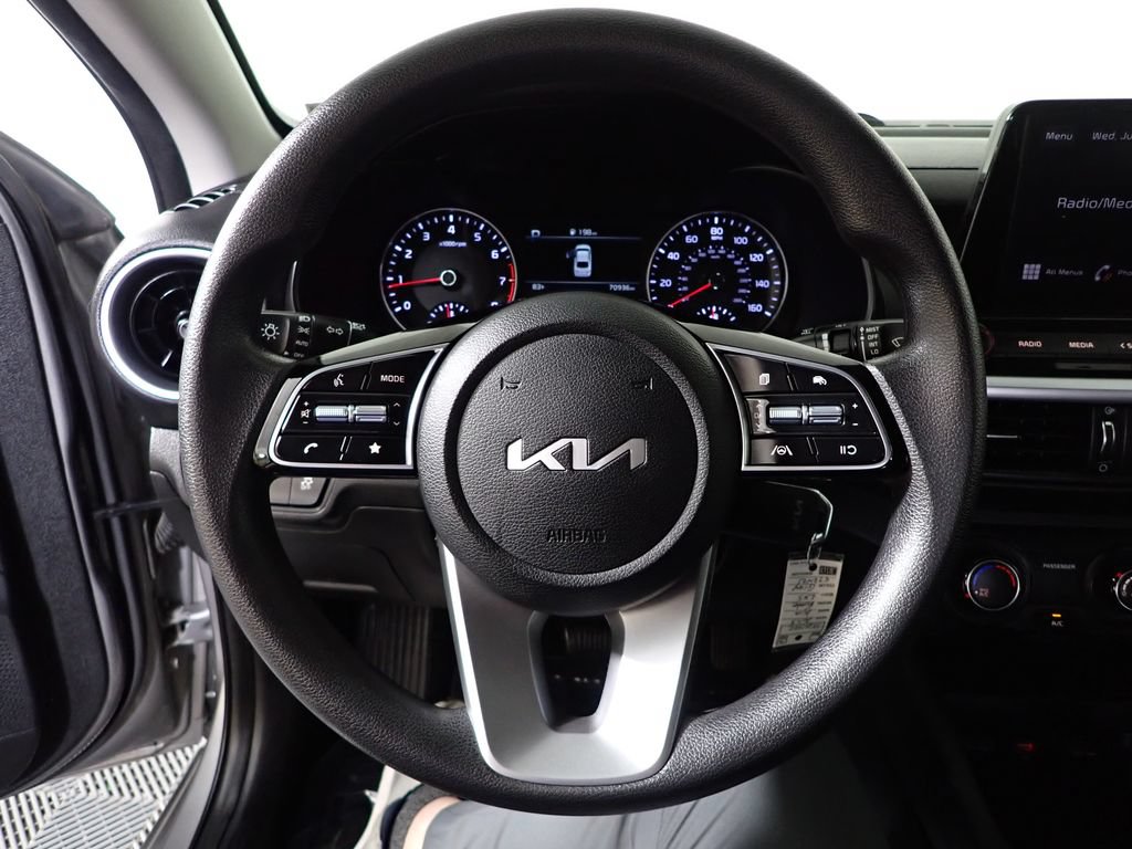 Used 2023 Kia Forte LXS w/ LXS Technology Package FWD image 24