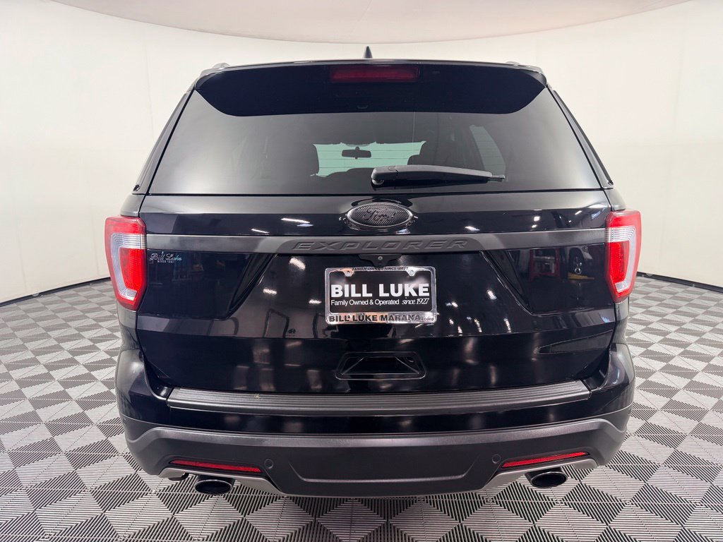 Used 2018 Ford Explorer XLT FWD image 8