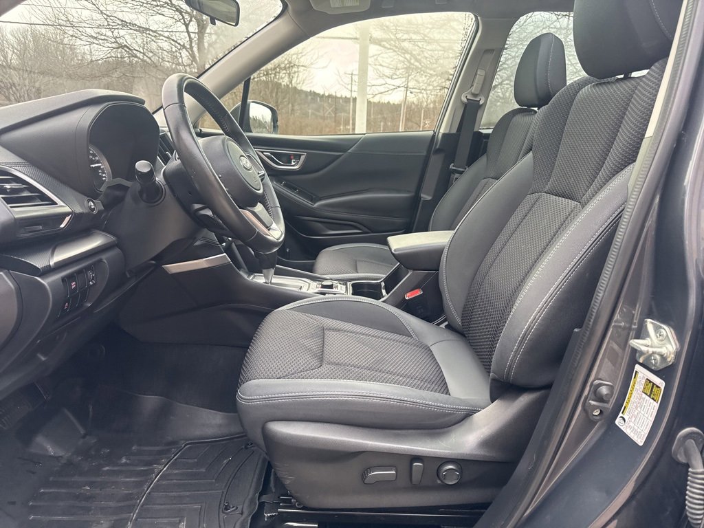 Used 2021 Subaru Forester Premium image 16