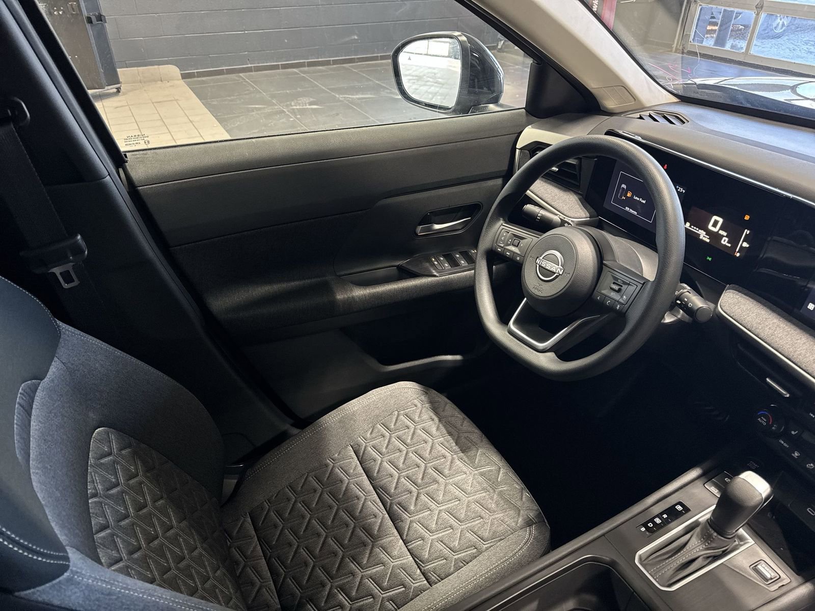 New 2026 Nissan Kicks SV w/ SV Premium Package image 9