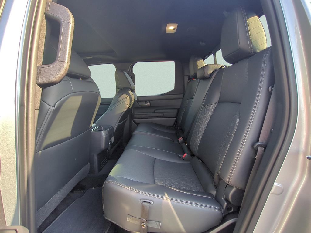 Used 2025 Toyota Tacoma Limited image 10