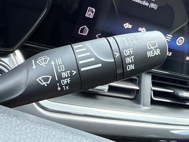 Used 2024 Chevrolet Trax ACTIV w/ Sunroof Package FWD image 14