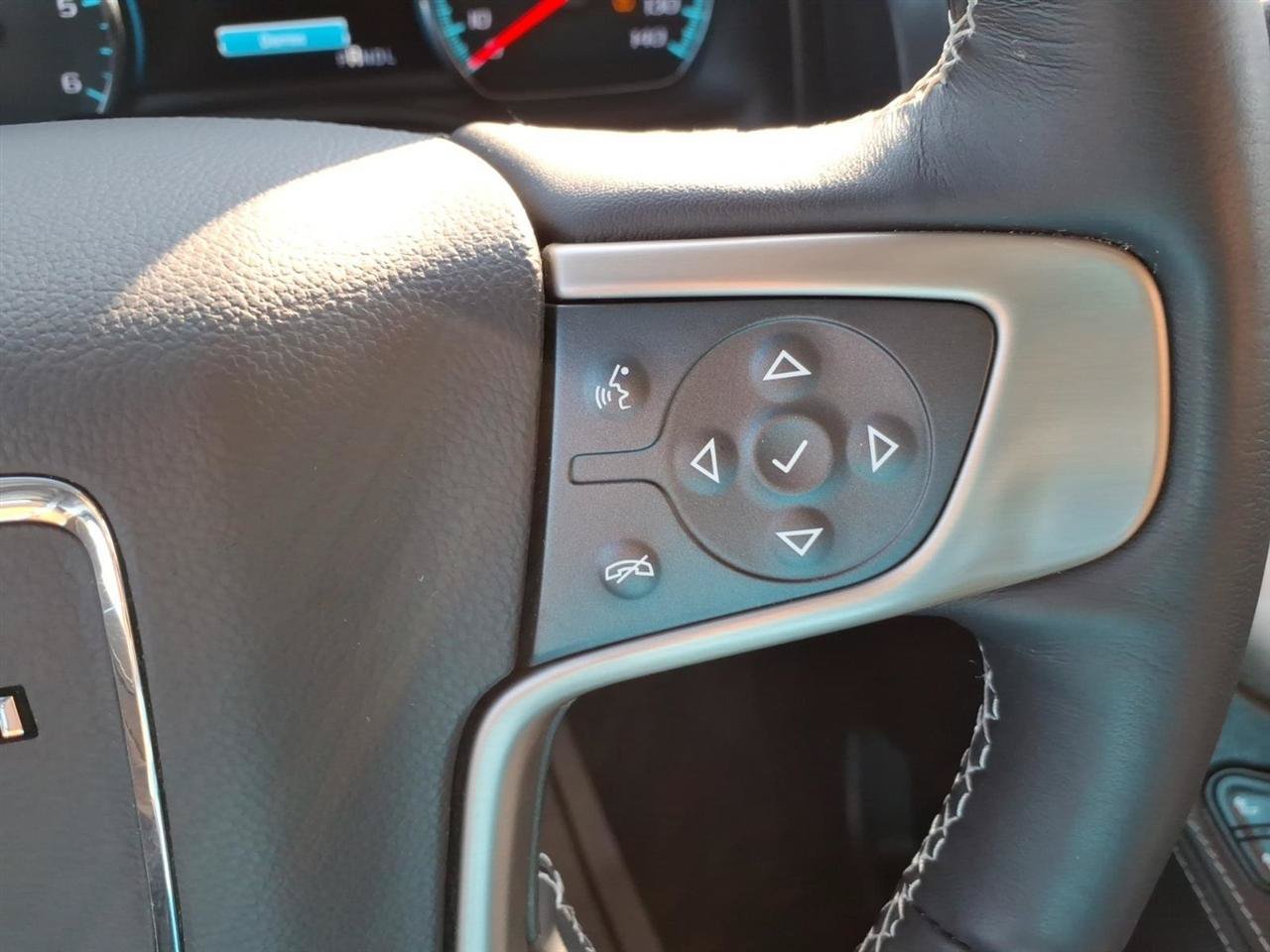 Used 2019 GMC Yukon Denali w/ Denali Ultimate Package AWD/4WD image 28