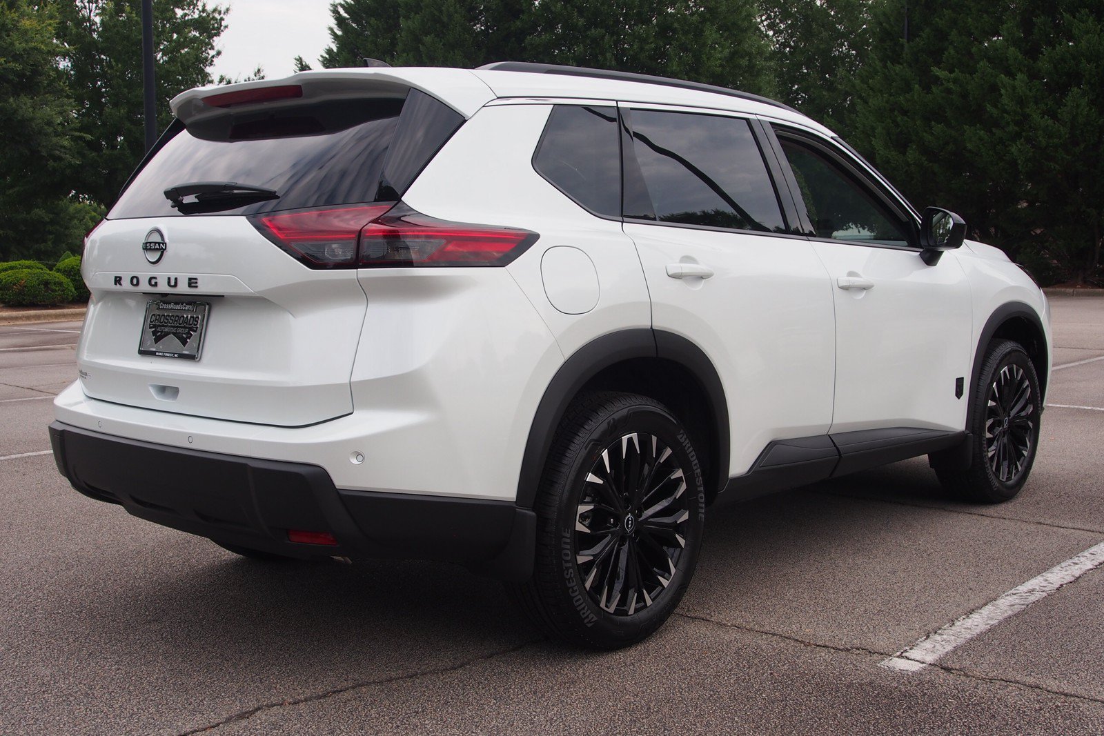 New 2026 Nissan Rogue Dark Armor FWD image 7
