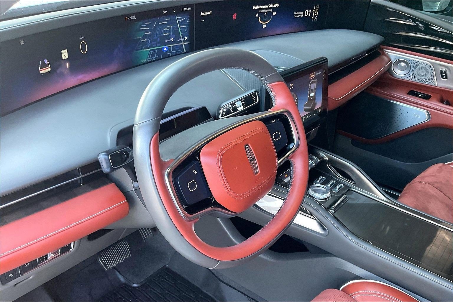 Used 2024 Lincoln Nautilus Black Label w/ Jet Appearance Package (87T) image 14